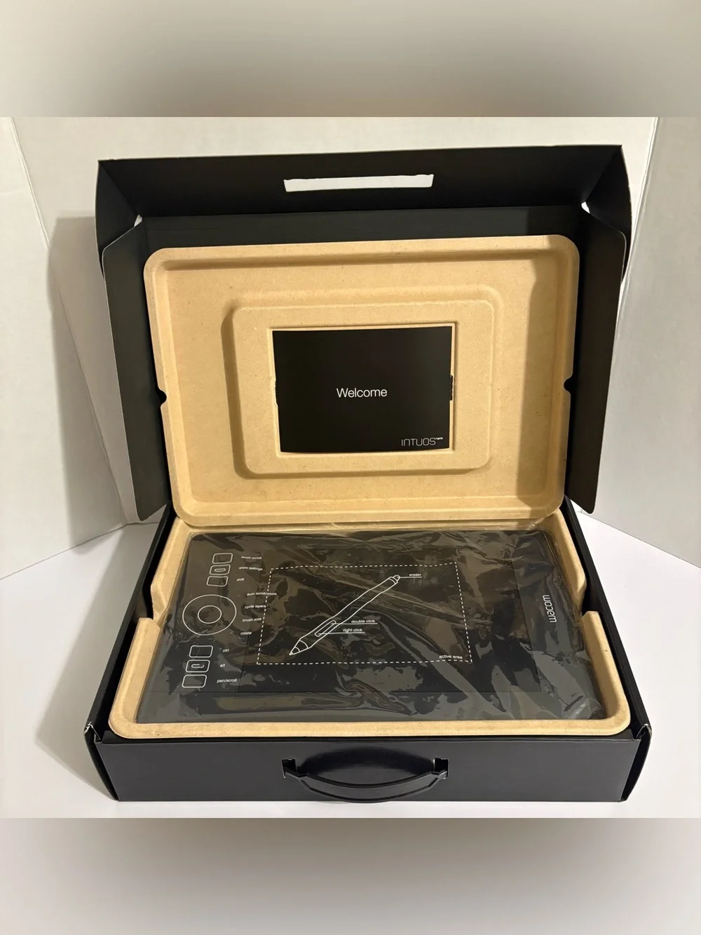Wacom Intuos Pro Graphics Tablet - Black WO Pen